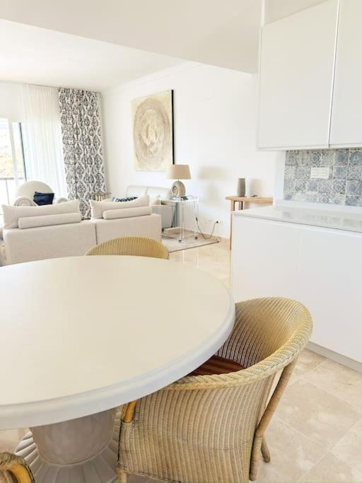 Oceanview Luxury Penthouse Lägenhet Estepona Exteriör bild