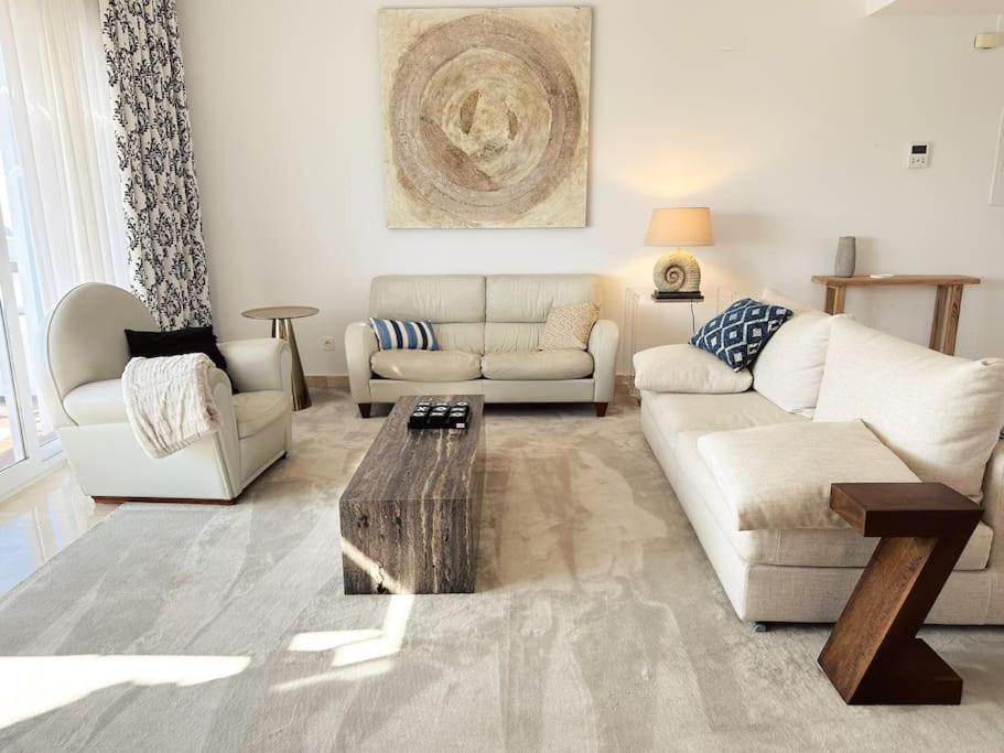 Oceanview Luxury Penthouse Lägenhet Estepona Exteriör bild
