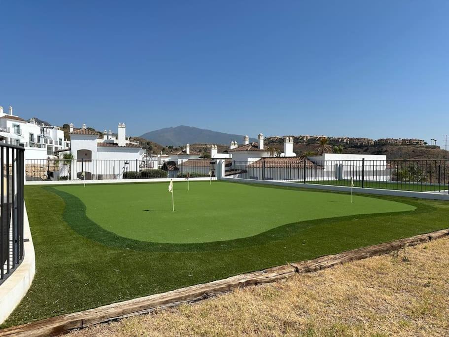 Oceanview Luxury Penthouse Lägenhet Estepona Exteriör bild